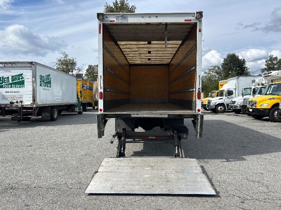 Medium Duty Box Truck-Light and Medium Duty Trucks-International-2020-MV607-Burnaby-BC-160,450\n\t\tkm-$ 66,500 - Image 9