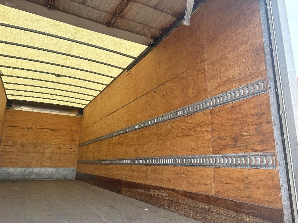 Medium Duty Box Truck-Light and Medium Duty Trucks-International-2020-MV607-Cadillac-MI-322,352\n\t\tmiles-$ 23,750 - Image 12