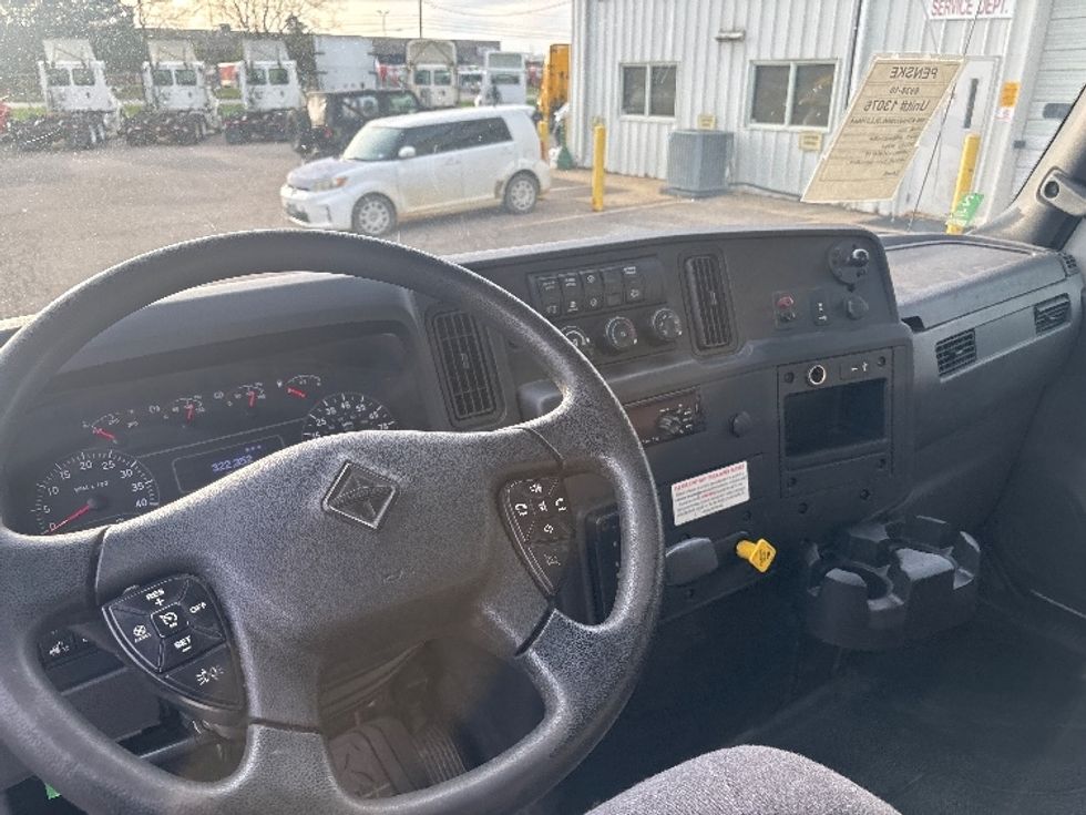 Medium Duty Box Truck-Light and Medium Duty Trucks-International-2020-MV607-Cadillac-MI-322,352\n\t\tmiles-$ 23,750 - Image 17