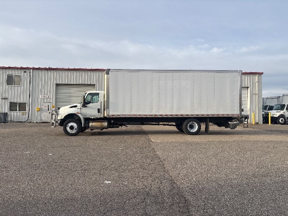 Medium Duty Box Truck-Light and Medium Duty Trucks-International-2020-MV607-Cadillac-MI-322,352\n\t\tmiles-$ 23,750 - Image 4