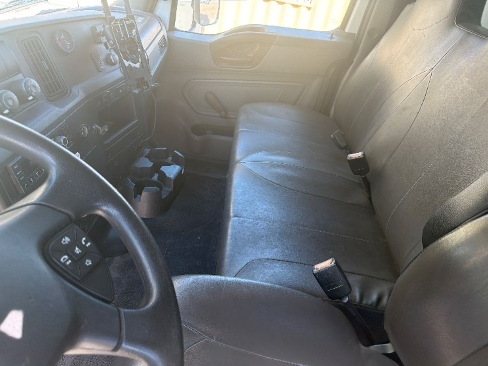Medium Duty Box Truck-Light and Medium Duty Trucks-International-2020-MV607-Caldwell-ID-222,944\n\t\tmiles-$ 39,500 - Image 19