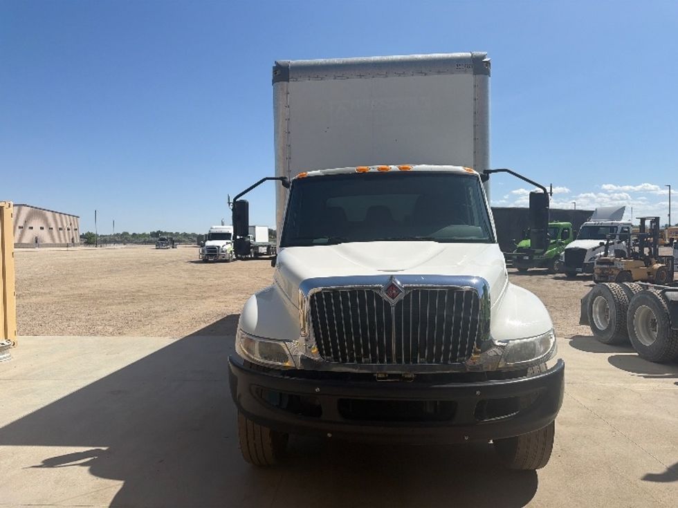 Medium Duty Box Truck-Light and Medium Duty Trucks-International-2020-MV607-Caldwell-ID-222,944\n\t\tmiles-$ 39,500 - Image 2