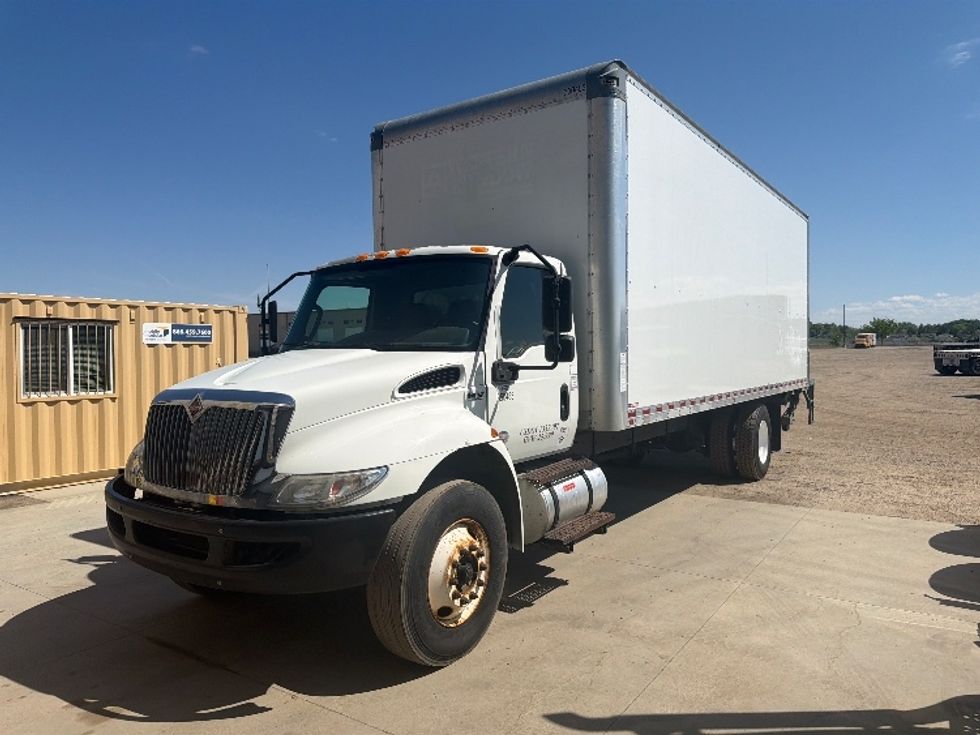 Medium Duty Box Truck-Light and Medium Duty Trucks-International-2020-MV607-Caldwell-ID-222,944\n\t\tmiles-$ 39,500 - Image 3