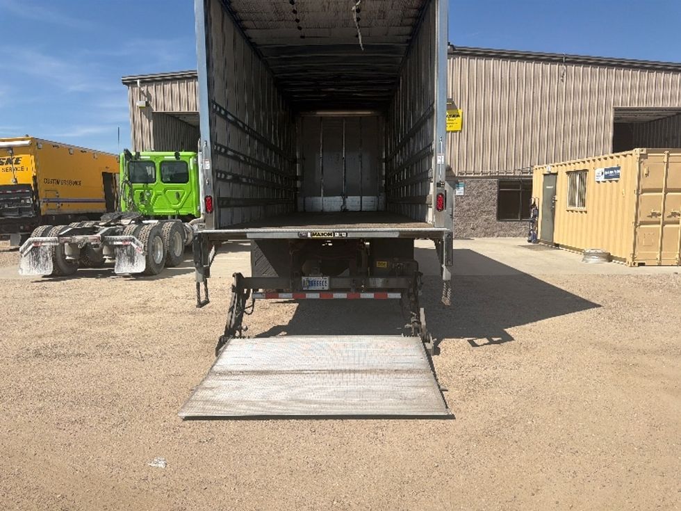 Medium Duty Box Truck-Light and Medium Duty Trucks-International-2020-MV607-Caldwell-ID-222,944\n\t\tmiles-$ 39,500 - Image 9