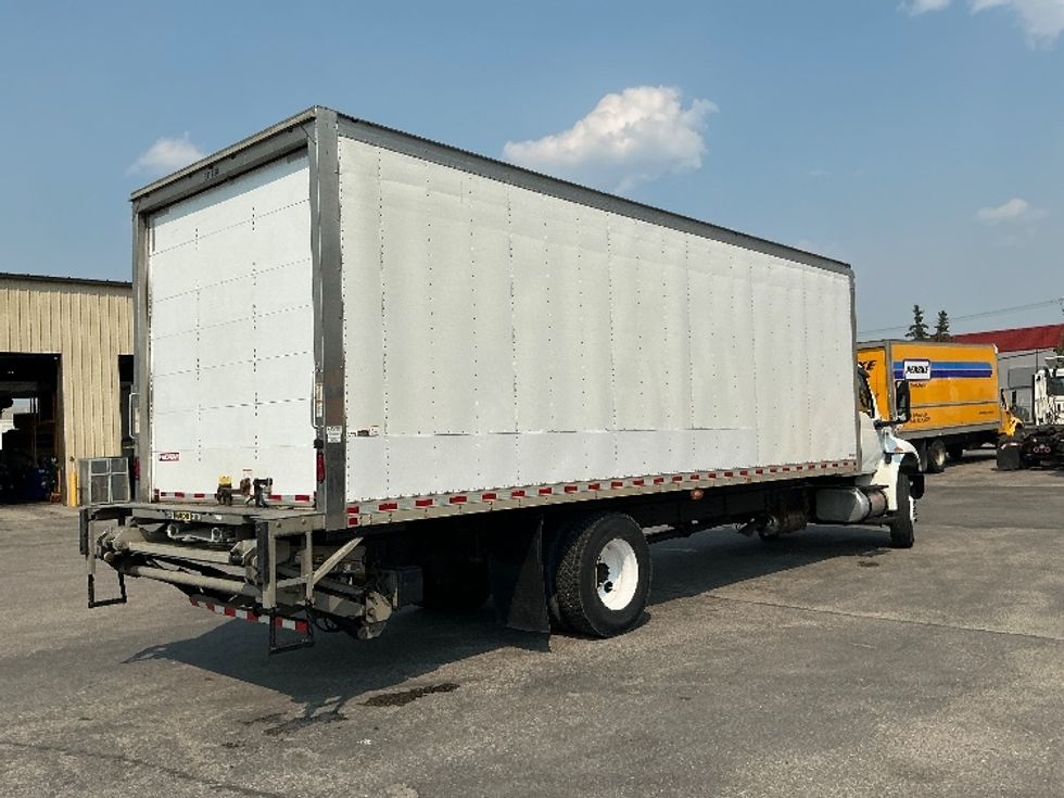 Medium Duty Box Truck-Light and Medium Duty Trucks-International-2020-MV607-Calgary-AB-205,921\n\t\tkm-$ 68,750 - Image 13