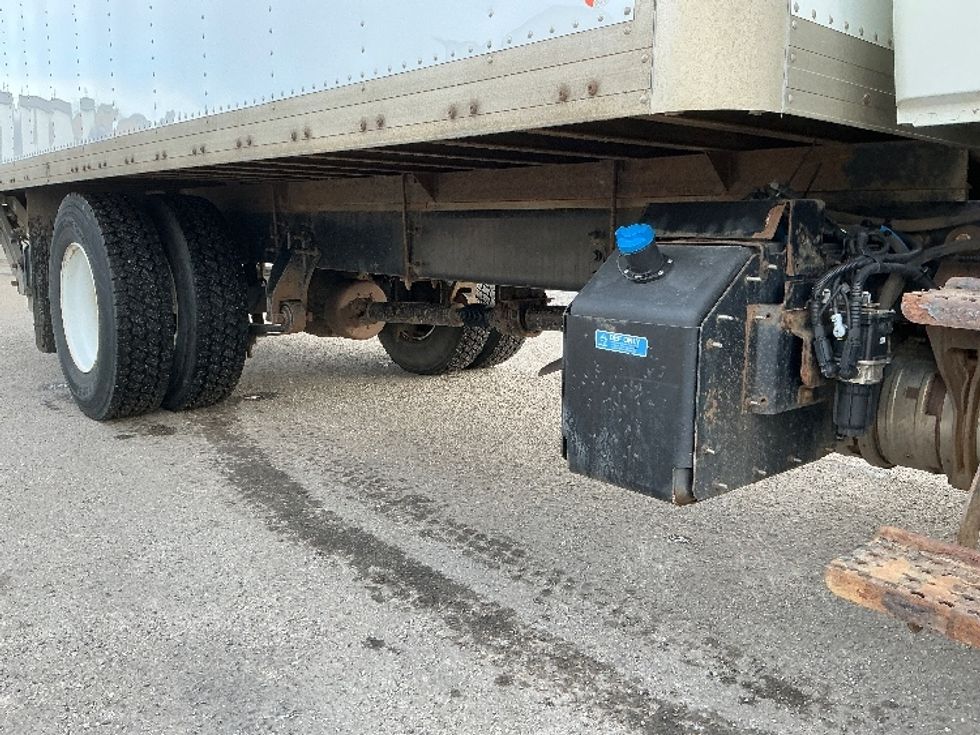 Medium Duty Box Truck-Light and Medium Duty Trucks-International-2020-MV607-Calgary-AB-551,373\n\t\tkm-$ 25,750 - Image 14