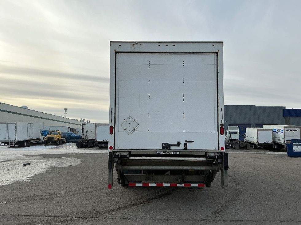 Medium Duty Box Truck-Light and Medium Duty Trucks-International-2020-MV607-Calgary-AB-551,373\n\t\tkm-$ 25,750 - Image 7