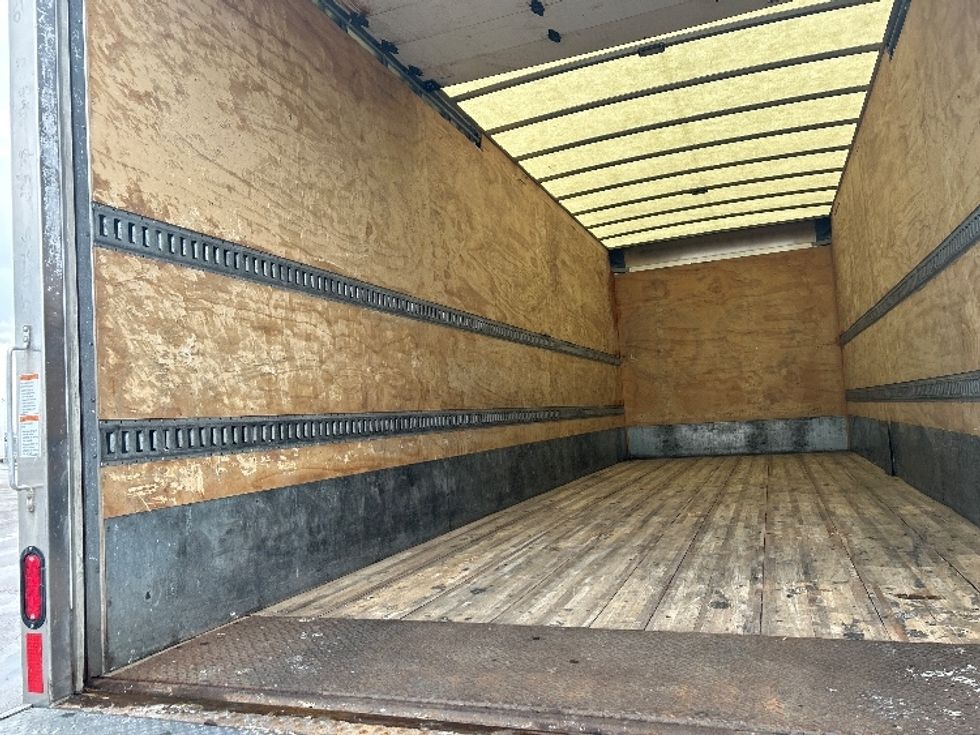 Medium Duty Box Truck-Light and Medium Duty Trucks-International-2020-MV607-Cambridge-ON-163,195\n\t\tkm-$ 64,750 - Image 11