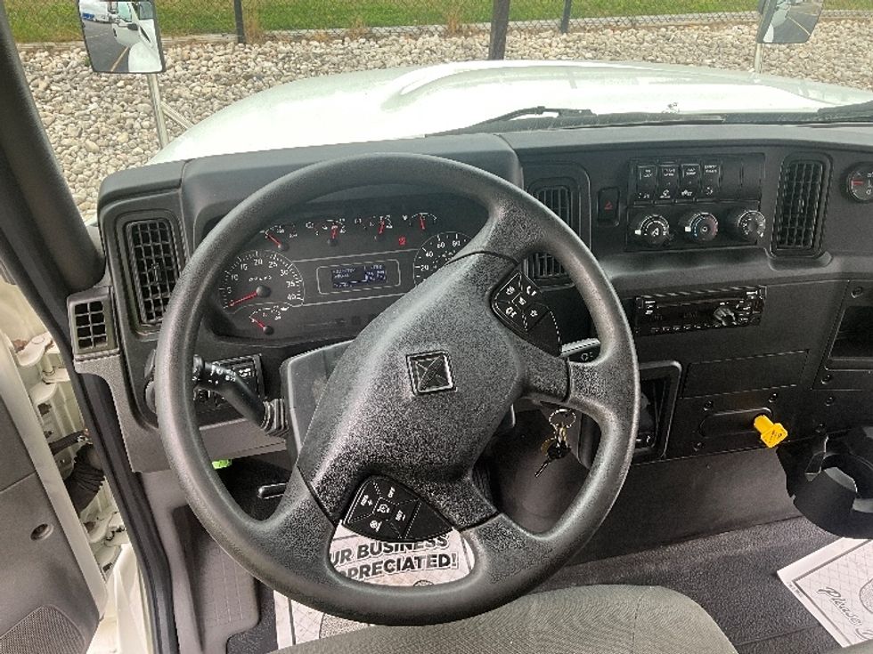 Medium Duty Box Truck-Light and Medium Duty Trucks-International-2020-MV607-Cambridge-ON-349,445\n\t\tkm-$ 61,250 - Image 17