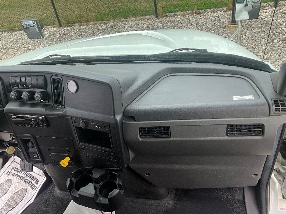 Medium Duty Box Truck-Light and Medium Duty Trucks-International-2020-MV607-Cambridge-ON-349,445\n\t\tkm-$ 61,250 - Image 20