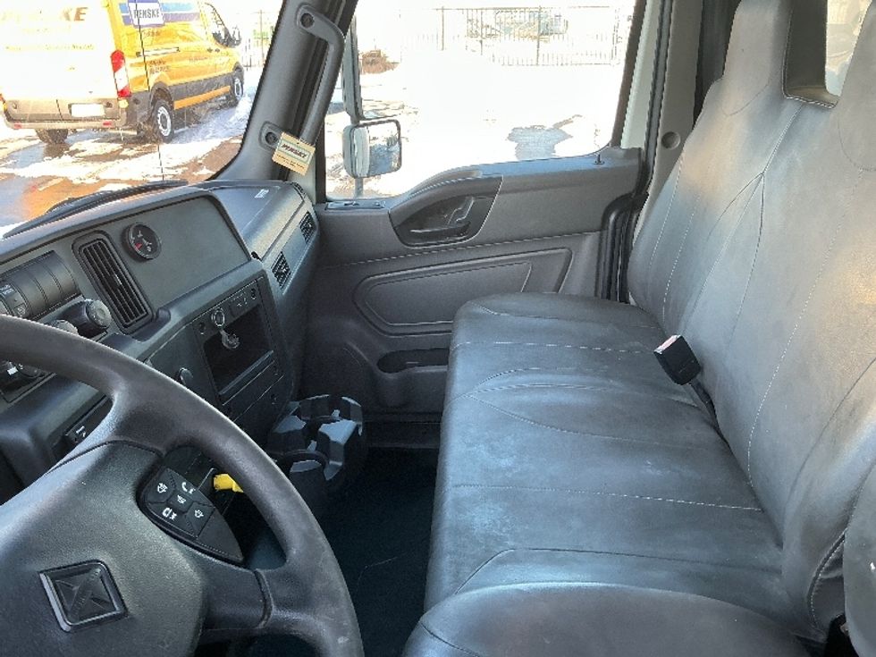 Medium Duty Box Truck-Light and Medium Duty Trucks-International-2020-MV607-Cambridge-ON-364,891\n\t\tkm-$ 39,250 - Image 19