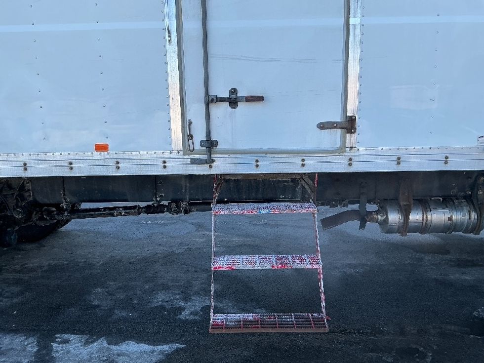 Medium Duty Box Truck-Light and Medium Duty Trucks-International-2020-MV607-Cambridge-ON-364,891\n\t\tkm-$ 39,250 - Image 25