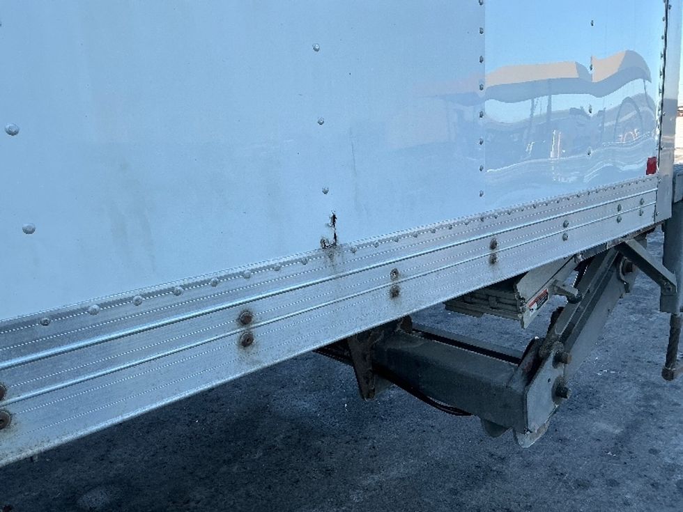 Medium Duty Box Truck-Light and Medium Duty Trucks-International-2020-MV607-Cambridge-ON-364,891\n\t\tkm-$ 39,250 - Image 27