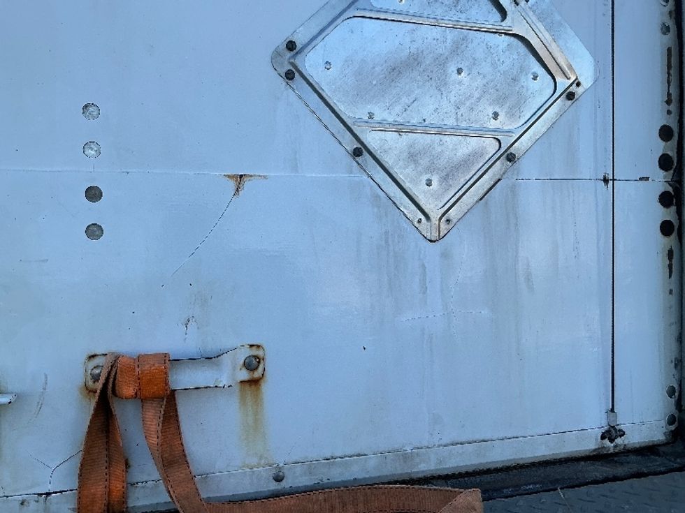 Medium Duty Box Truck-Light and Medium Duty Trucks-International-2020-MV607-Cambridge-ON-364,891\n\t\tkm-$ 39,250 - Image 28