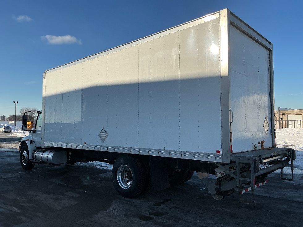 Medium Duty Box Truck-Light and Medium Duty Trucks-International-2020-MV607-Cambridge-ON-364,891\n\t\tkm-$ 39,250 - Image 6