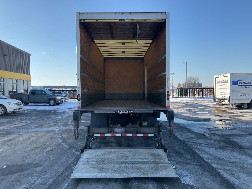 Medium Duty Box Truck-Light and Medium Duty Trucks-International-2020-MV607-Cambridge-ON-396,348\n\t\tkm-$ 38,500 - Image 9