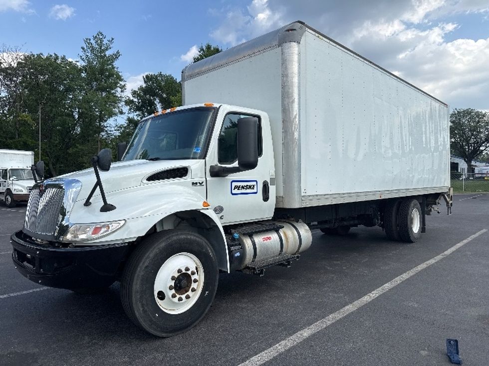 Medium Duty Box Truck-Light and Medium Duty Trucks-International-2020-MV607-Capitol Heights-MD-120,895\n\t\tmiles-$ 61,250 - Image 3