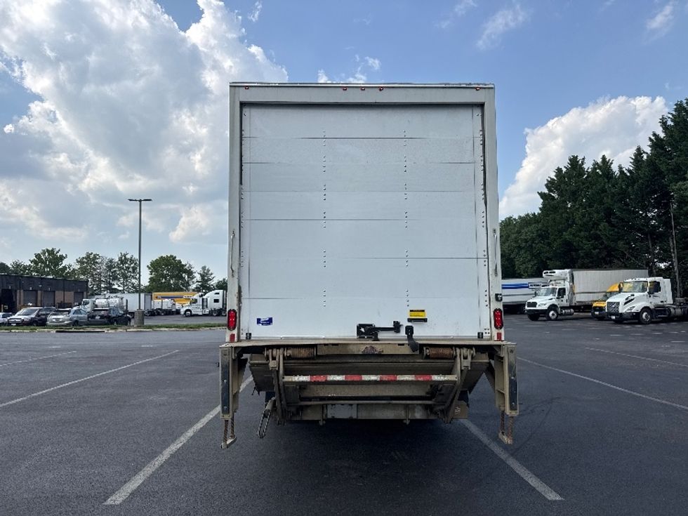 Medium Duty Box Truck-Light and Medium Duty Trucks-International-2020-MV607-Capitol Heights-MD-120,895\n\t\tmiles-$ 61,250 - Image 7