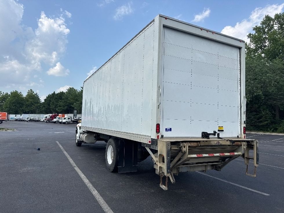 Medium Duty Box Truck-Light and Medium Duty Trucks-International-2020-MV607-Capitol Heights-MD-120,895\n\t\tmiles-$ 61,250 - Image 6