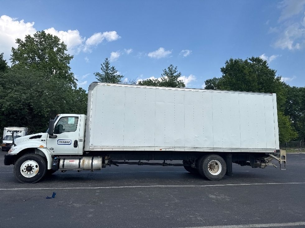 Medium Duty Box Truck-Light and Medium Duty Trucks-International-2020-MV607-Capitol Heights-MD-120,895\n\t\tmiles-$ 61,250 - Image 4