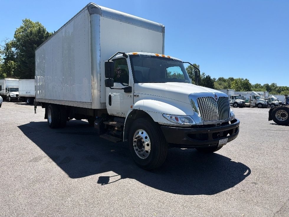 Medium Duty Box Truck-Light and Medium Duty Trucks-International-2020-MV607-Capitol Heights-MD-144,828\n\t\tmiles-$ 55,750 - Image 3