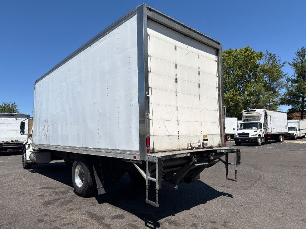Medium Duty Box Truck-Light and Medium Duty Trucks-International-2020-MV607-Capitol Heights-MD-144,828\n\t\tmiles-$ 55,750 - Image 13
