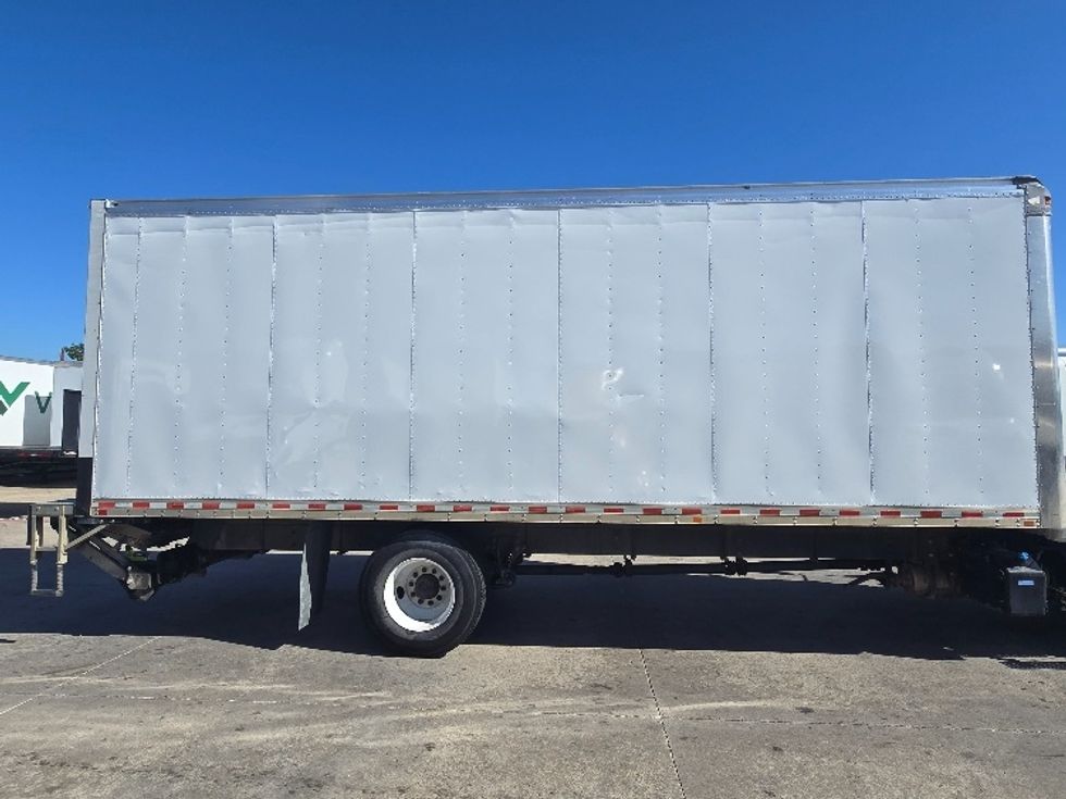 Medium Duty Box Truck-Light and Medium Duty Trucks-International-2020-MV607-Carrollton-TX-225,928\n\t\tmiles-$ 38,750 - Image 28
