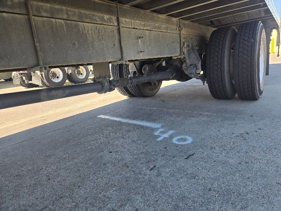 Medium Duty Box Truck-Light and Medium Duty Trucks-International-2020-MV607-Carrollton-TX-225,928\n\t\tmiles-$ 38,750 - Image 5