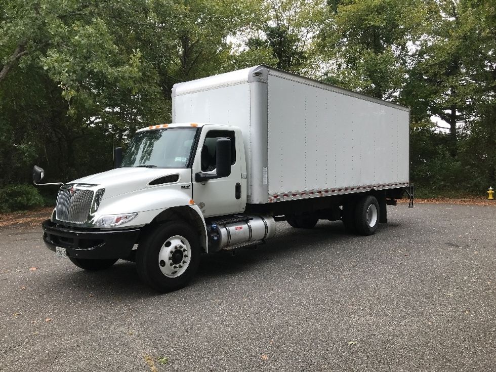 Medium Duty Box Truck-Light and Medium Duty Trucks-International-2020-MV607-Central Islip-NY-161,344\n\t\tmiles-$ 45,500 - Image 3