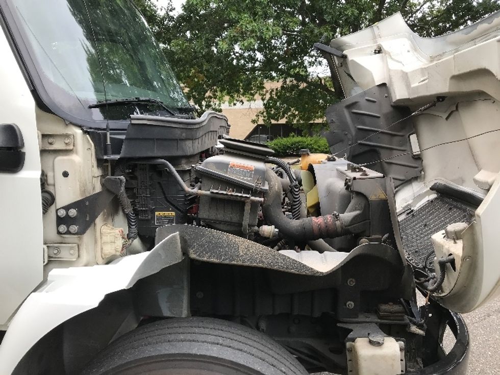 Medium Duty Box Truck-Light and Medium Duty Trucks-International-2020-MV607-Central Islip-NY-161,344\n\t\tmiles-$ 45,500 - Image 23