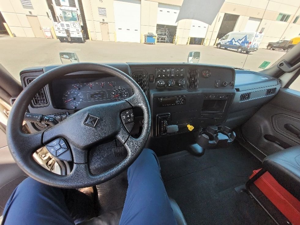 Medium Duty Box Truck-Light and Medium Duty Trucks-International-2020-MV607-Centralia-WA-236,651\n\t\tmiles-$ 44,750 - Image 15