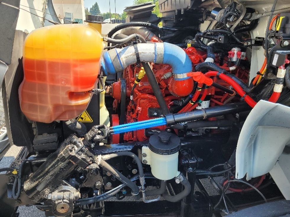 Medium Duty Box Truck-Light and Medium Duty Trucks-International-2020-MV607-Centralia-WA-236,651\n\t\tmiles-$ 44,750 - Image 21