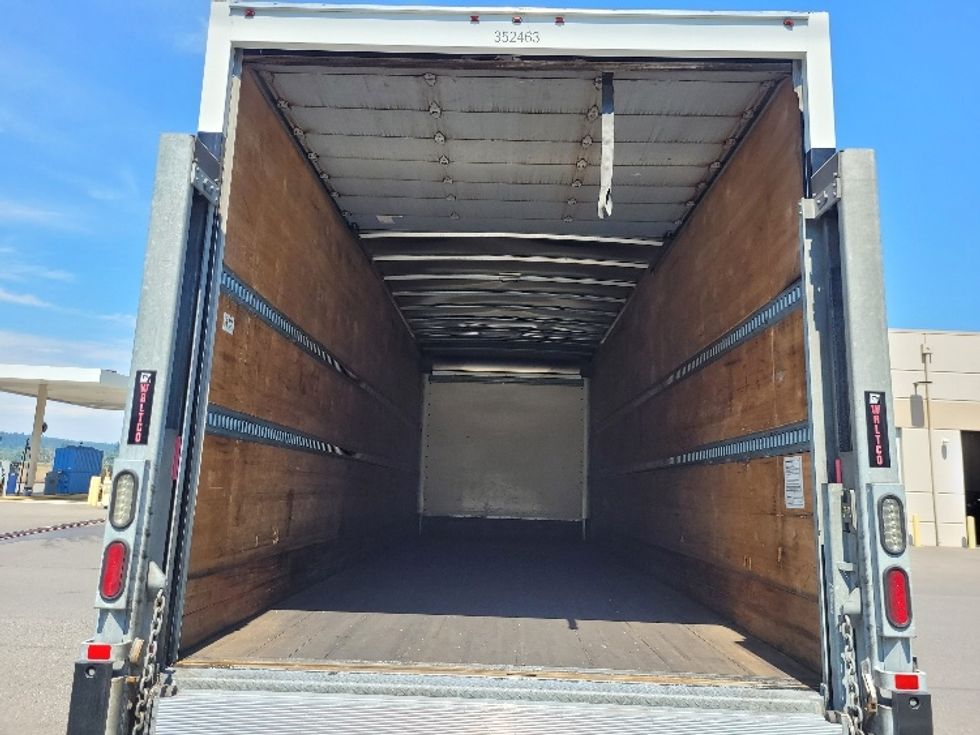 Medium Duty Box Truck-Light and Medium Duty Trucks-International-2020-MV607-Centralia-WA-236,651\n\t\tmiles-$ 44,750 - Image 7