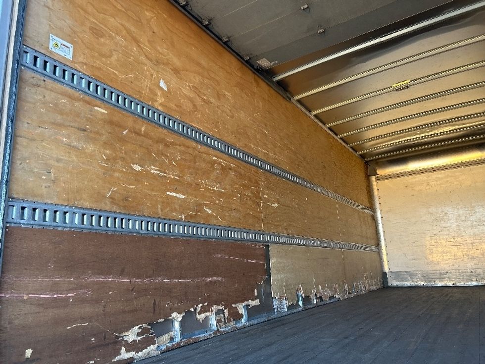 Medium Duty Box Truck-Light and Medium Duty Trucks-International-2020-MV607-Chicopee-MA-124,465\n\t\tmiles-$ 50,250 - Image 10