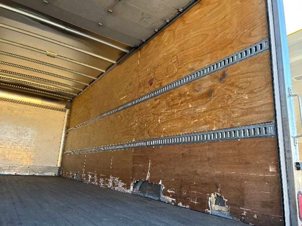 Medium Duty Box Truck-Light and Medium Duty Trucks-International-2020-MV607-Chicopee-MA-124,465\n\t\tmiles-$ 50,250 - Image 11