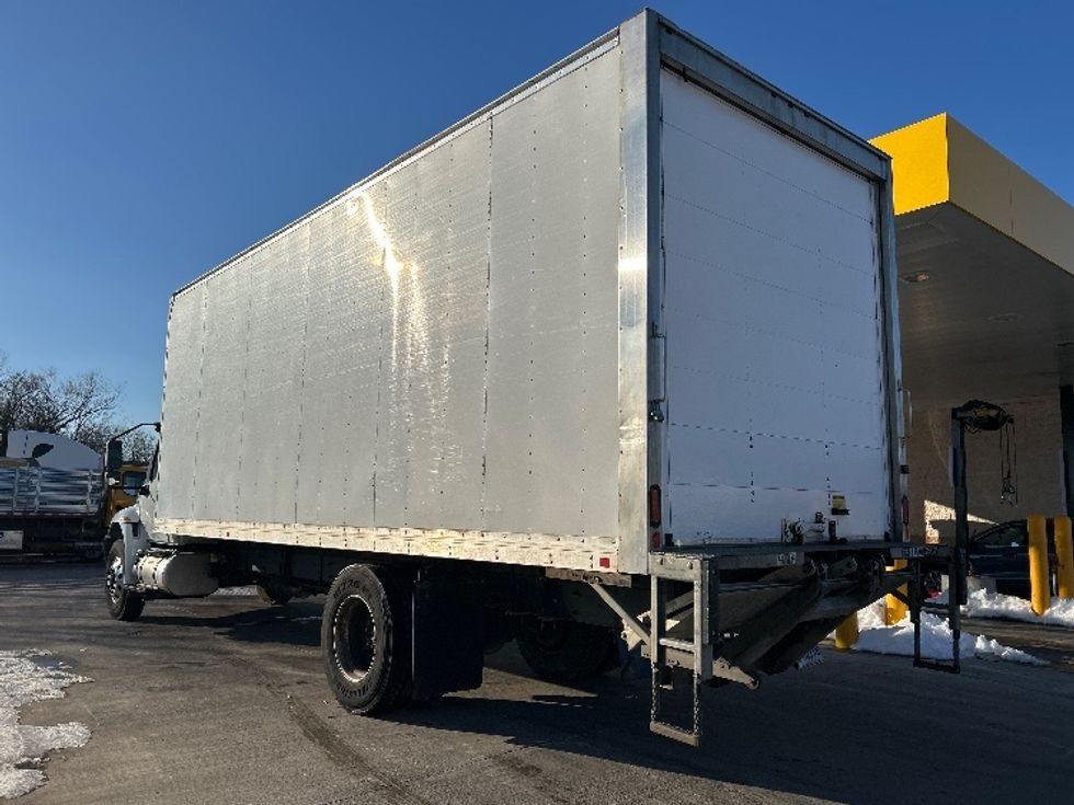 Medium Duty Box Truck-Light and Medium Duty Trucks-International-2020-MV607-Chicopee-MA-124,465\n\t\tmiles-$ 50,250 - Image 6