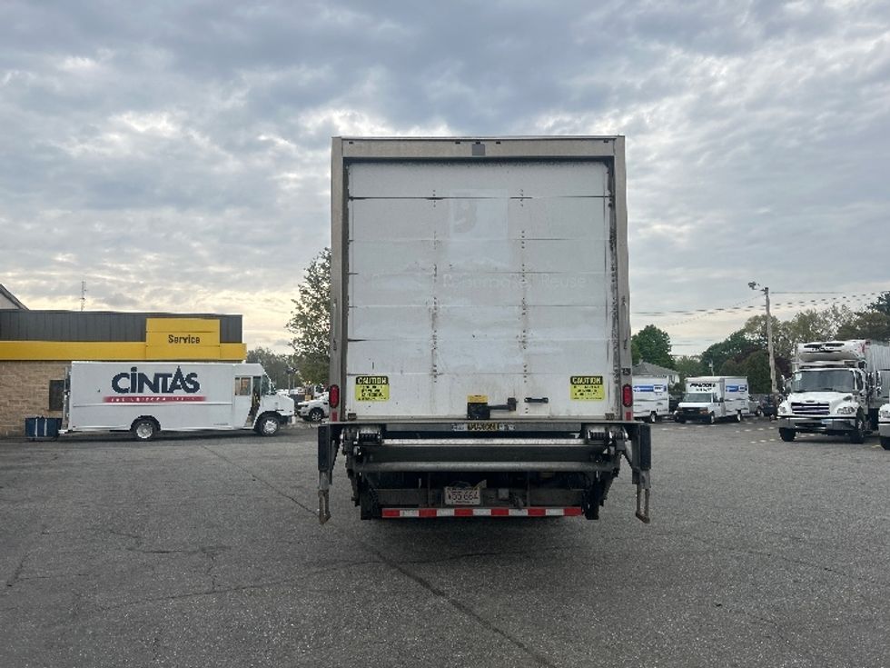 Medium Duty Box Truck-Light and Medium Duty Trucks-International-2020-MV607-Chicopee-MA-176,155\n\t\tmiles-$ 52,500 - Image 7
