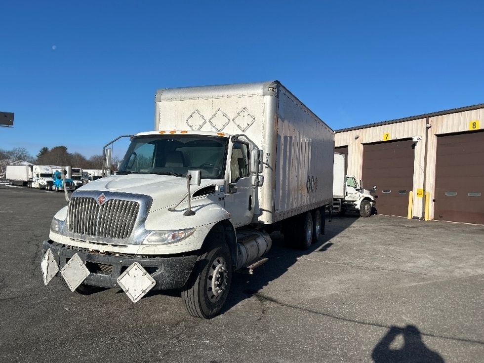 Medium Duty Box Truck-Light and Medium Duty Trucks-International-2020-MV607-Chicopee-MA-182,560\n\t\tmiles-$ 49,500 - Image 3