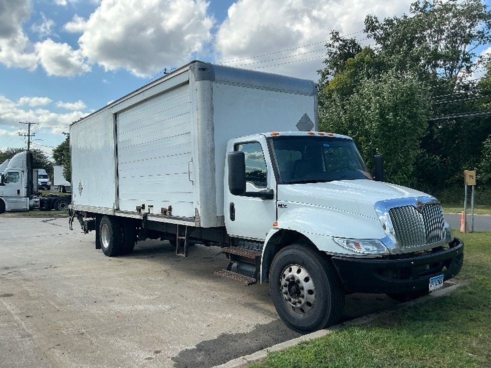 Medium Duty Box Truck-Light and Medium Duty Trucks-International-2020-MV607-Chicopee-MA-215,080\n\t\tmiles-$ 12,500 - Image 1