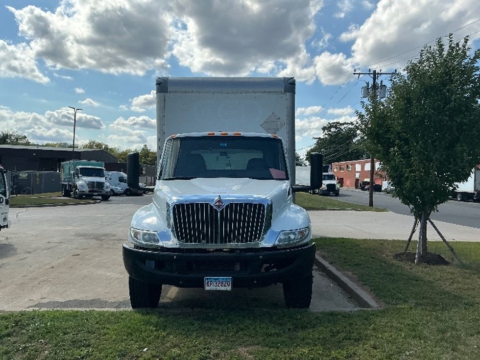 Medium Duty Box Truck-Light and Medium Duty Trucks-International-2020-MV607-Chicopee-MA-215,080\n\t\tmiles-$ 12,500 - Image 2