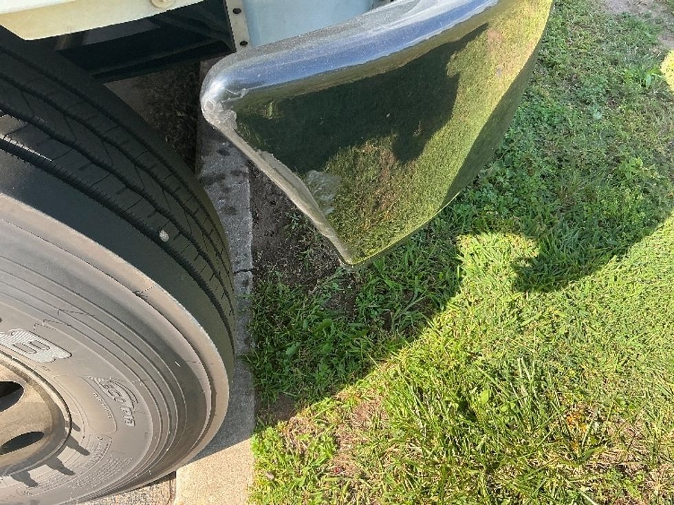 Medium Duty Box Truck-Light and Medium Duty Trucks-International-2020-MV607-Chicopee-MA-215,080\n\t\tmiles-$ 12,500 - Image 28