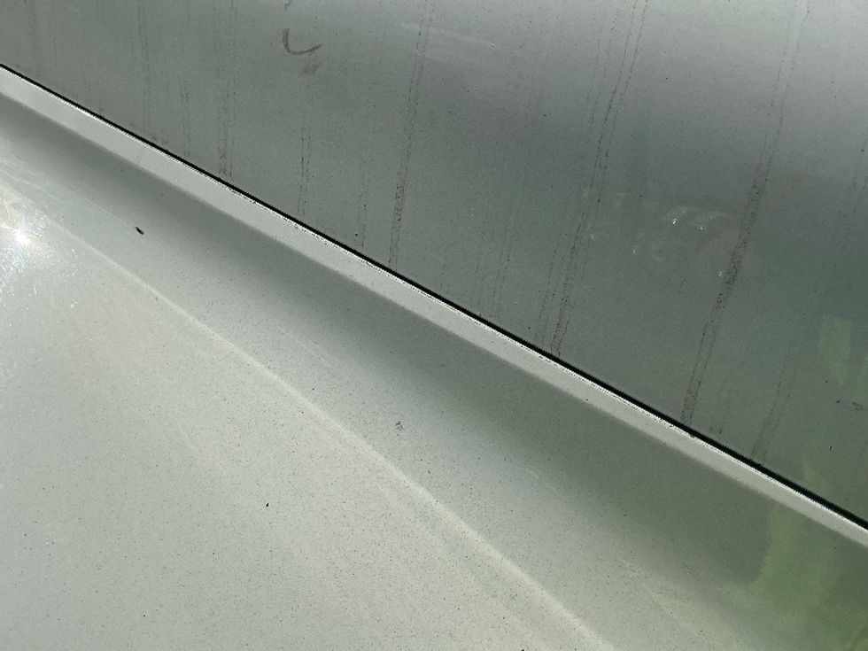 Medium Duty Box Truck-Light and Medium Duty Trucks-International-2020-MV607-Chicopee-MA-215,080\n\t\tmiles-$ 12,500 - Image 29