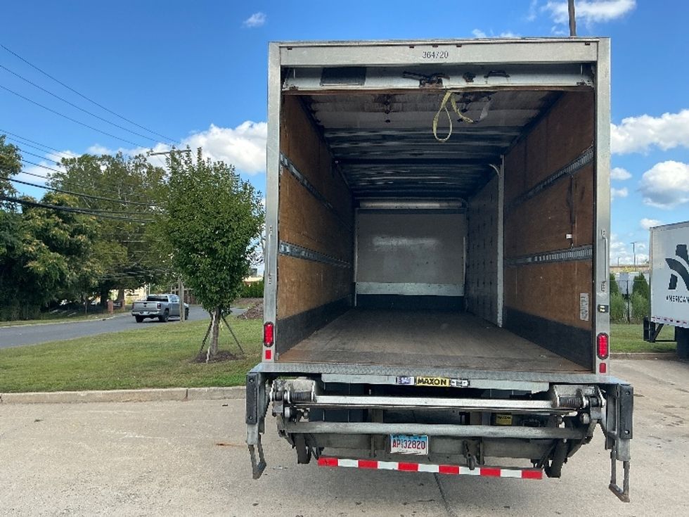Medium Duty Box Truck-Light and Medium Duty Trucks-International-2020-MV607-Chicopee-MA-215,080\n\t\tmiles-$ 12,500 - Image 8
