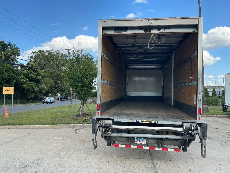 Medium Duty Box Truck-Light and Medium Duty Trucks-International-2020-MV607-Chicopee-MA-215,080\n\t\tmiles-$ 12,500 - Image 9
