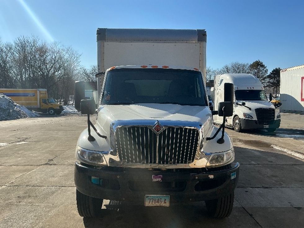 Medium Duty Box Truck-Light and Medium Duty Trucks-International-2020-MV607-Chicopee-MA-323,954\n\t\tmiles-$ 20,500 - Image 2