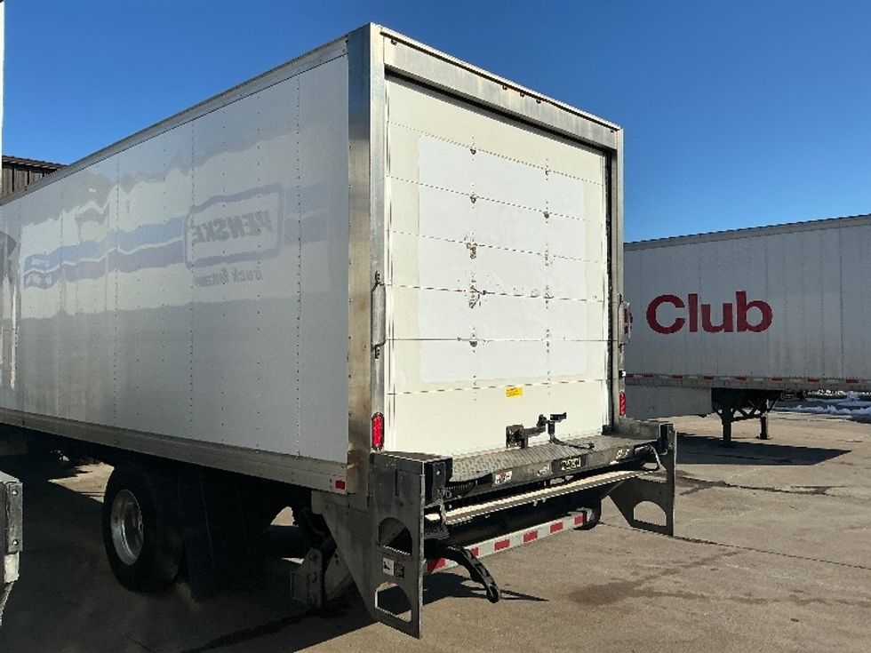 Medium Duty Box Truck-Light and Medium Duty Trucks-International-2020-MV607-Chicopee-MA-323,954\n\t\tmiles-$ 20,500 - Image 25