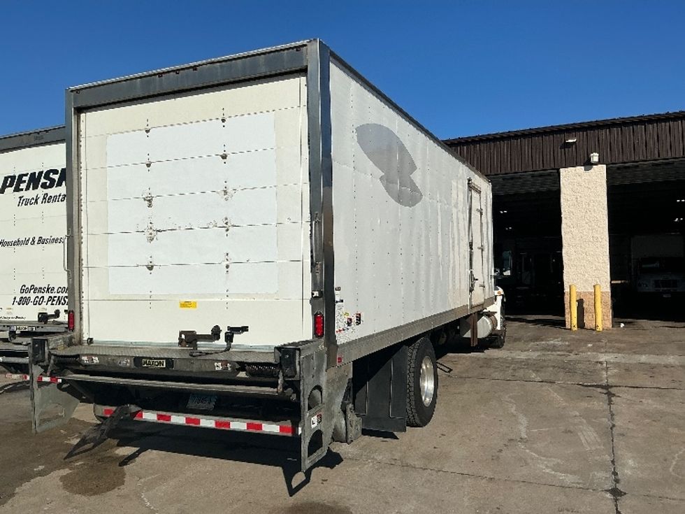Medium Duty Box Truck-Light and Medium Duty Trucks-International-2020-MV607-Chicopee-MA-323,954\n\t\tmiles-$ 20,500 - Image 26