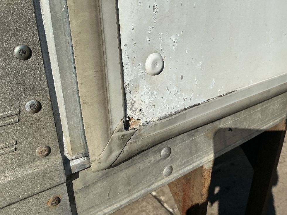 Medium Duty Box Truck-Light and Medium Duty Trucks-International-2020-MV607-Chicopee-MA-323,954\n\t\tmiles-$ 20,500 - Image 29