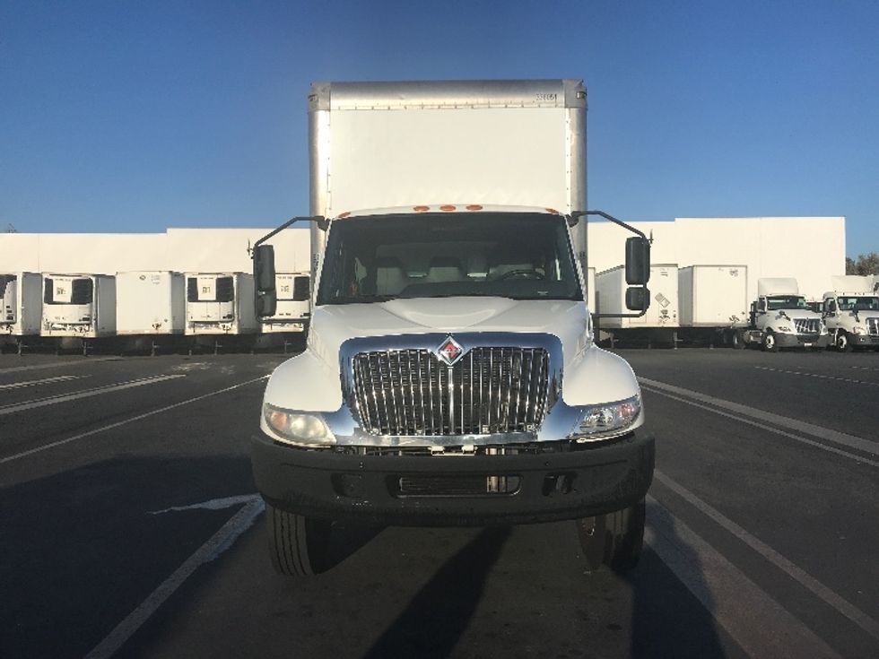 Medium Duty Box Truck-Light and Medium Duty Trucks-International-2020-MV607-Chino-CA-115,793\n\t\tmiles-$ 56,750 - Image 2
