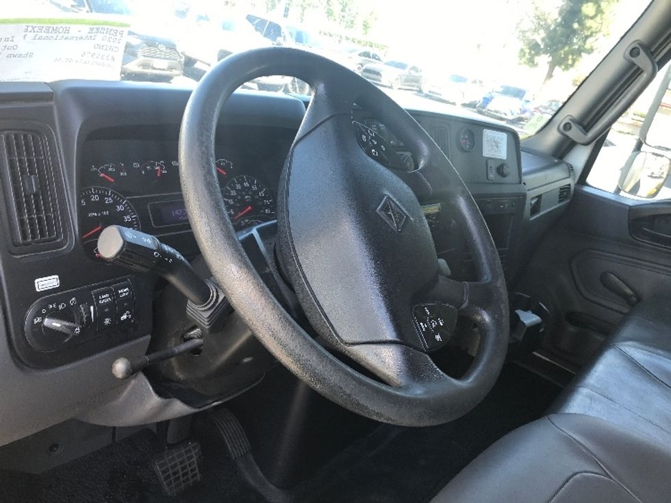 Medium Duty Box Truck-Light and Medium Duty Trucks-International-2020-MV607-Chino-CA-148,610\n\t\tmiles-$ 51,750 - Image 17